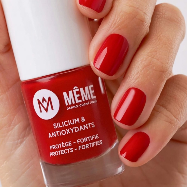 MEME Cosmetics - Vernis à ongles Silicium et Antioxydants - Rouge 10ml